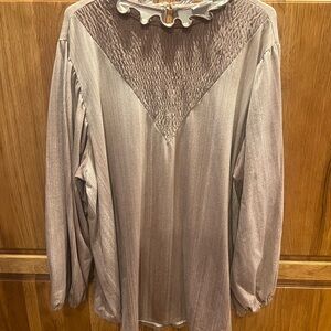 LuLaRoe Metallic Blouse - light pink